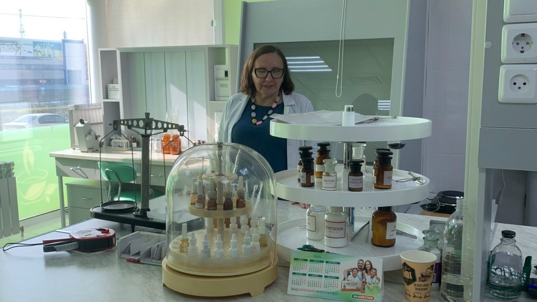 Экскурсия в центральную аптеку